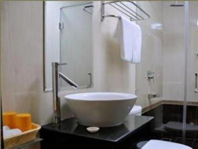 Manh Cuong Hotel Da Nang Exterior foto